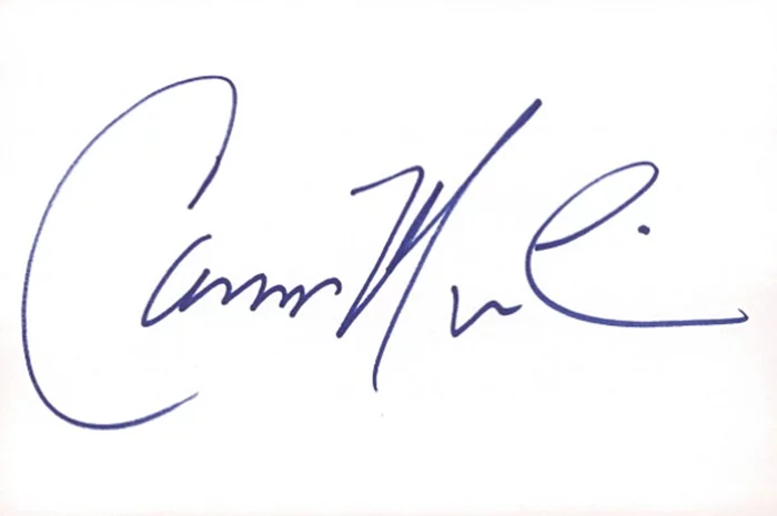 Camryn Manheim autograph