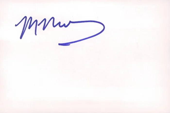 Mickey Madden autograph