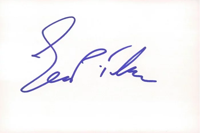 Sean Patrick Thomas autograph