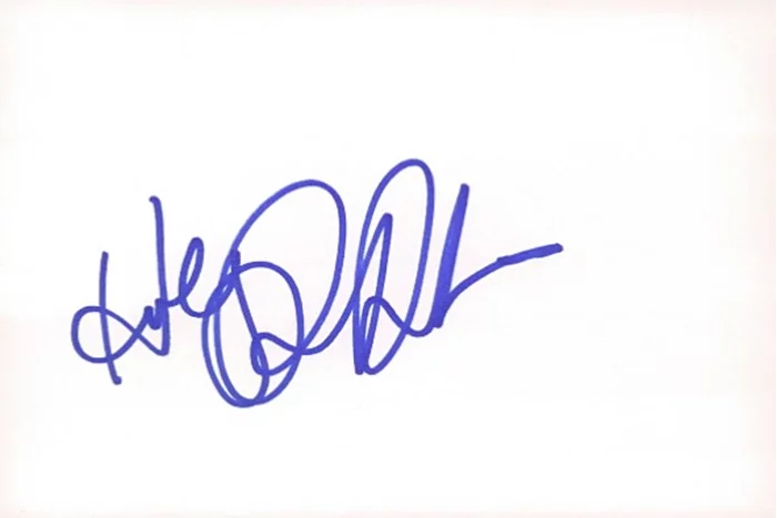 Holly Robinson-Peete autograph