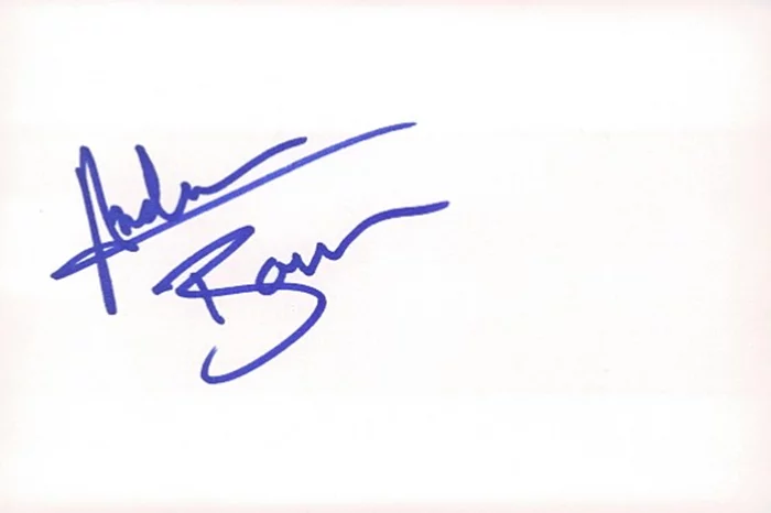 Andrea Bowen autograph