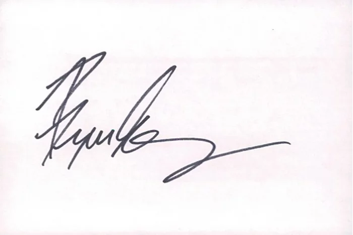 Bryan Greenberg autograph