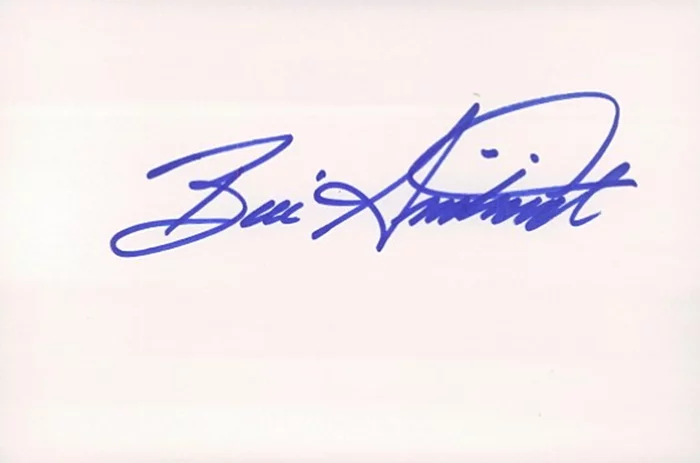 Bill Smitrovich autograph