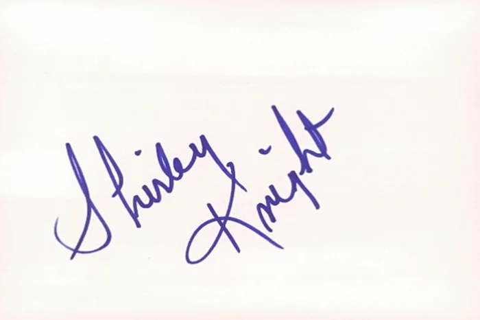 Shirley Knight autograph