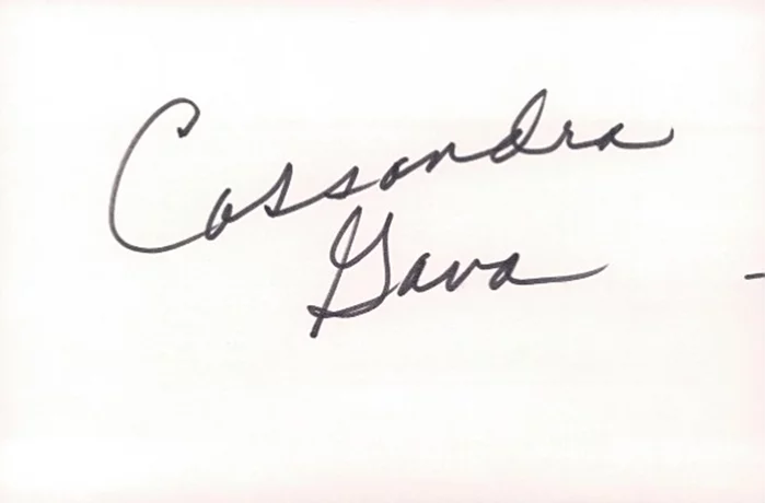 Cassandra Gava autograph