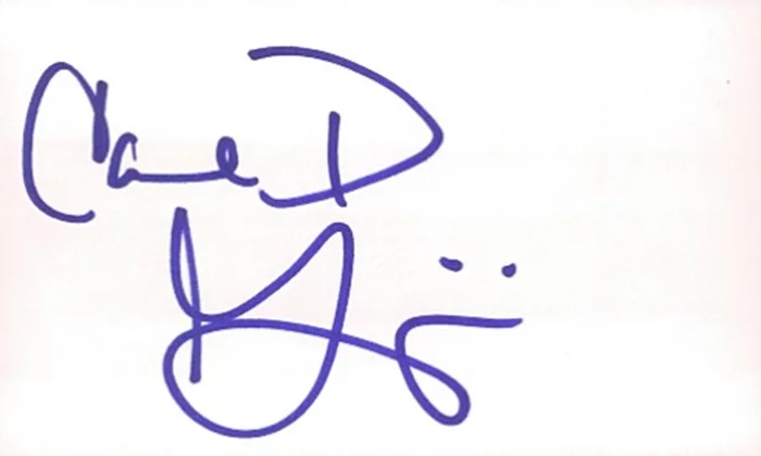 Carmine Giovinazzo autograph
