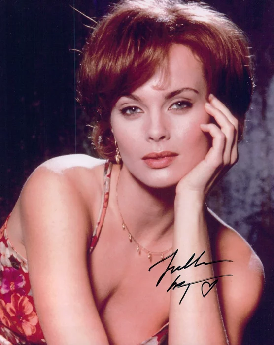 Izabella Scorupco autograph