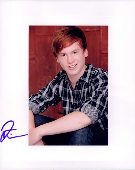 Justin Tinucci autograph