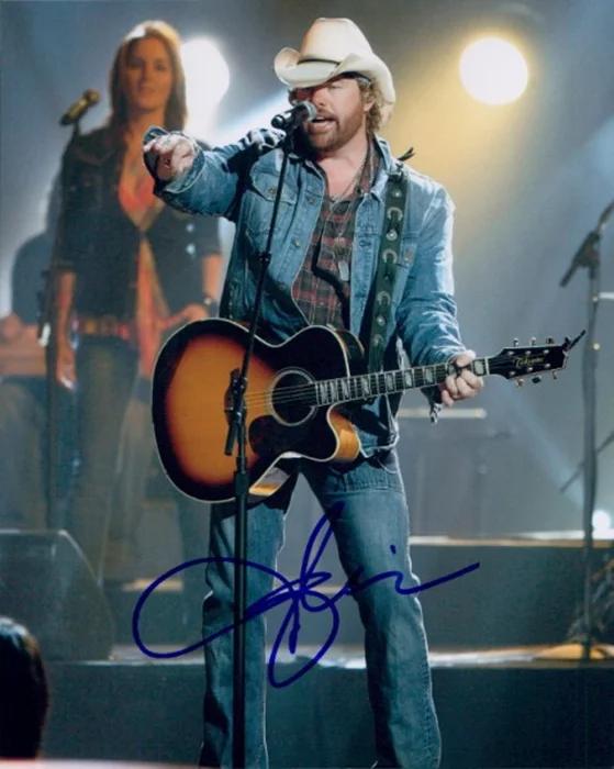 Toby Keith autograph