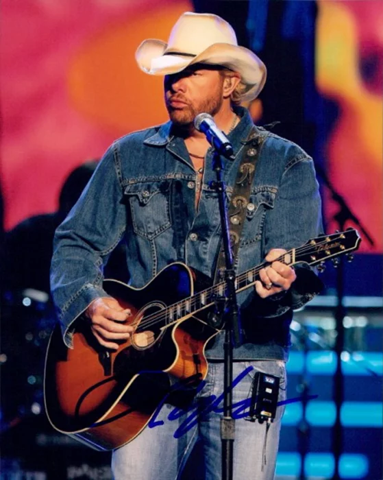 Toby Keith autograph