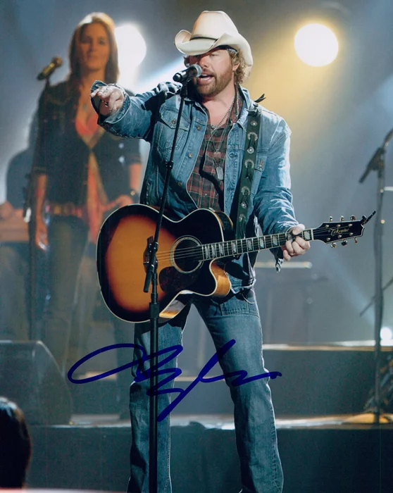 Toby Keith autograph