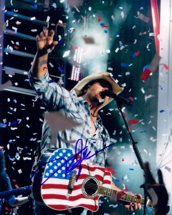 Toby Keith autograph