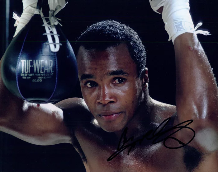Sugar Ray Leonard autograph