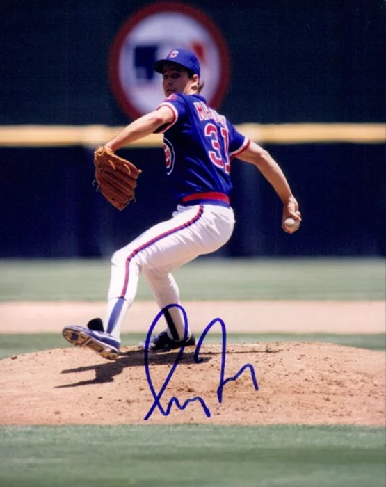 Greg Maddux autograph