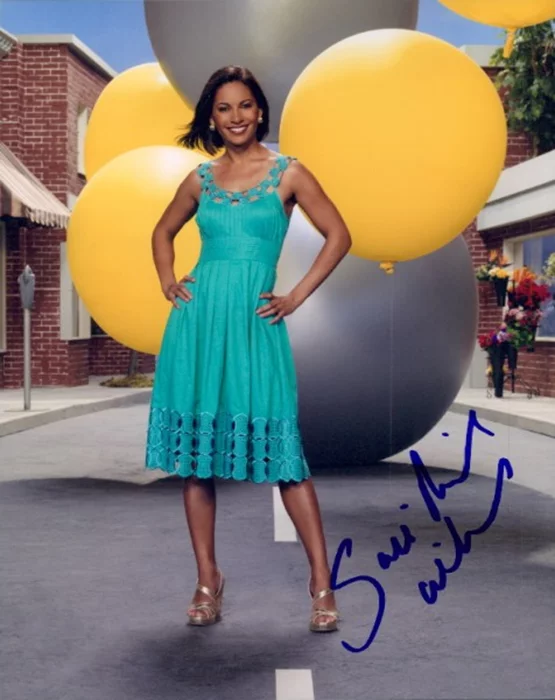 Salli Richardson autograph