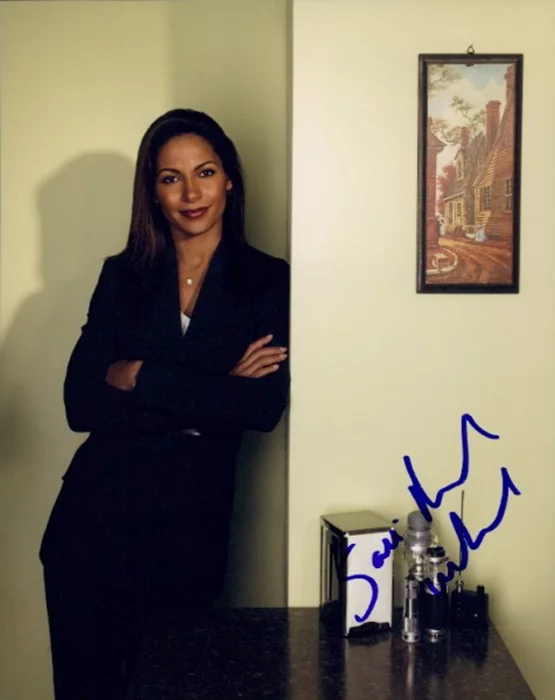 Salli Richardson autograph