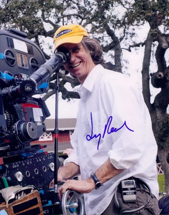 Jay Roach autograph
