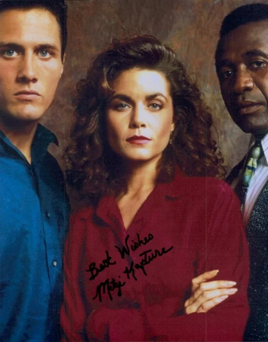 Mitzi Kapture autograph
