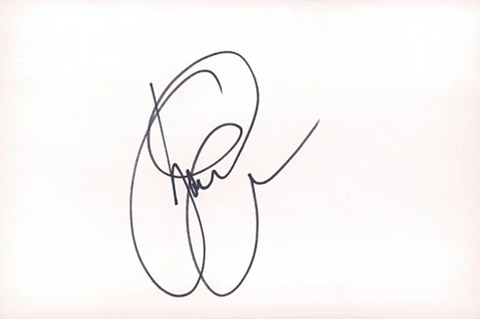 Sara Evans autograph