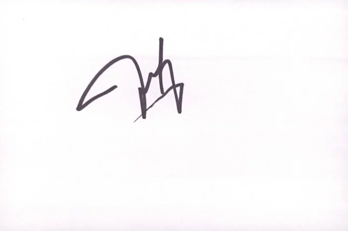 Justin Moore autograph