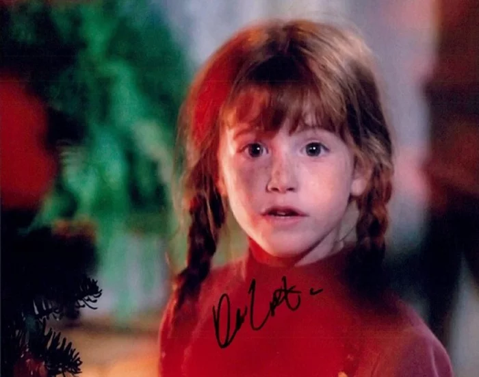 Kami Cotler autograph