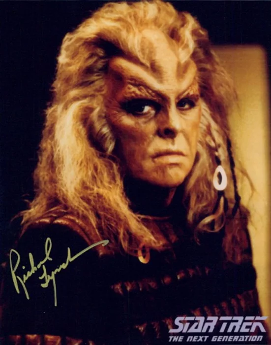 Richard Lynch autograph