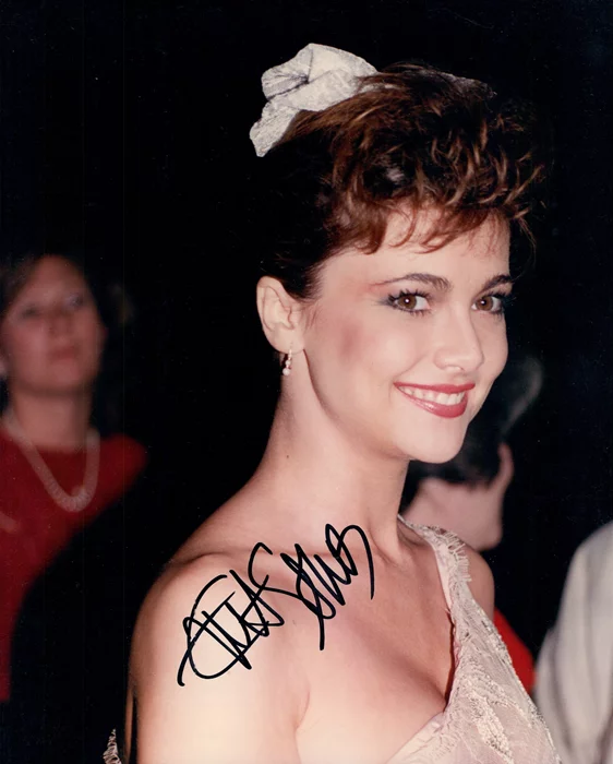 Emma Samms autograph