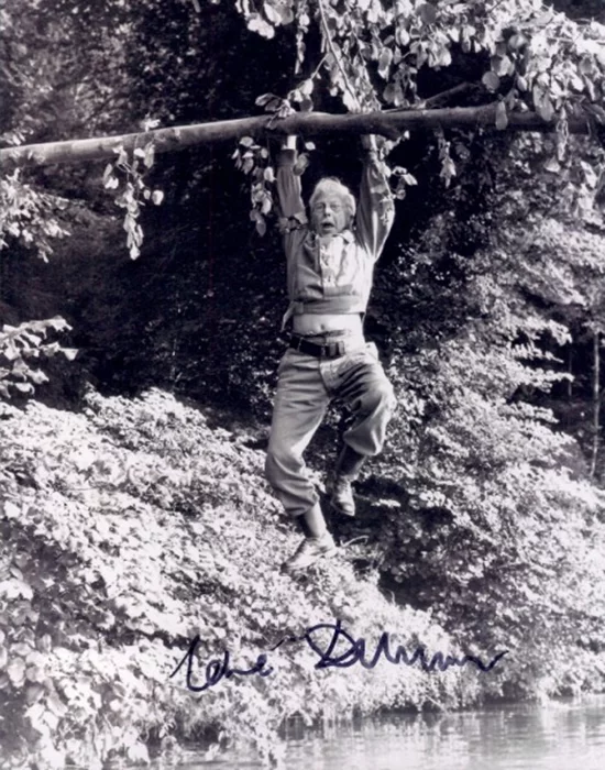 Clive Dunn autograph