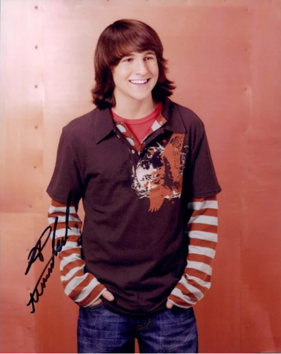 Mitchel Musso autograph