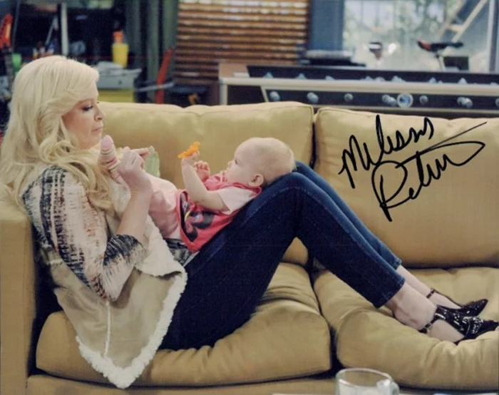 Melissa Peterman autograph
