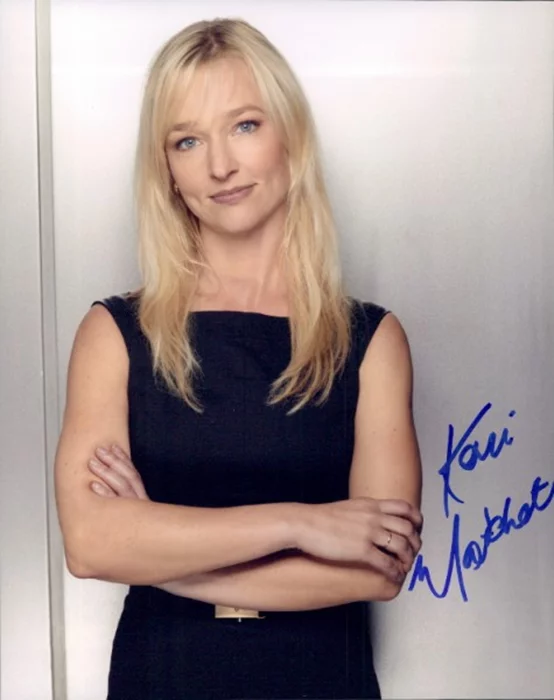 Kari Matchett autograph