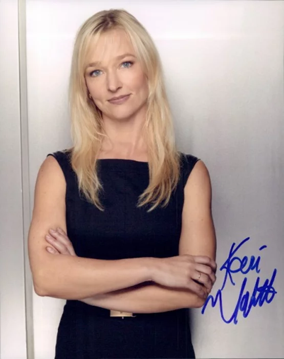Kari Matchett autograph