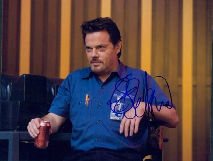 Eddie Izzard autograph
