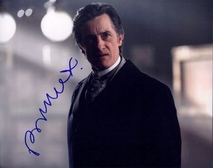 Roger Rees autograph