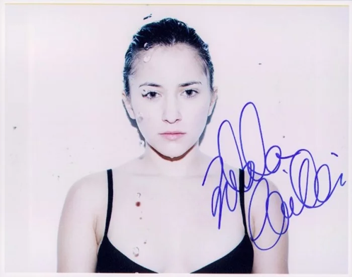 Zelda Williams autograph