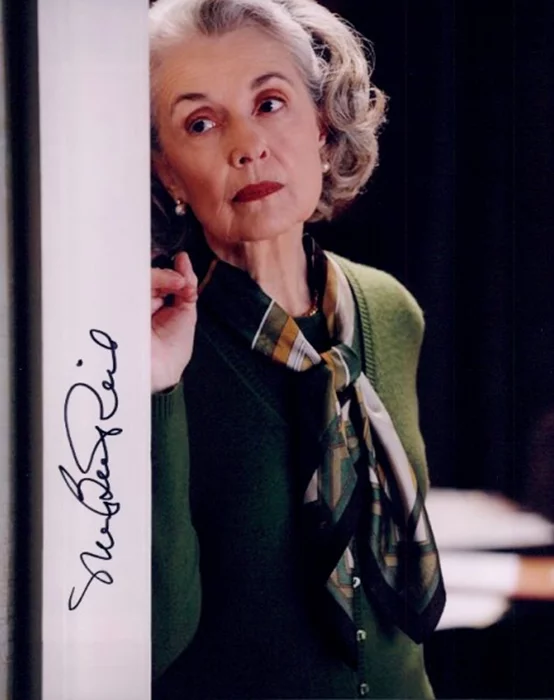 Mary Beth Peil autograph