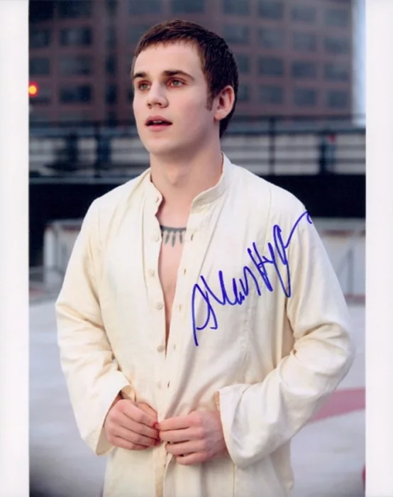 Allan Hyde autograph