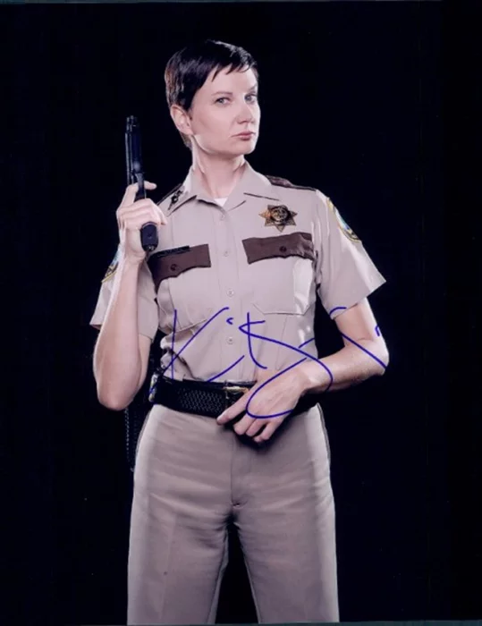 Kerri Kenney autograph