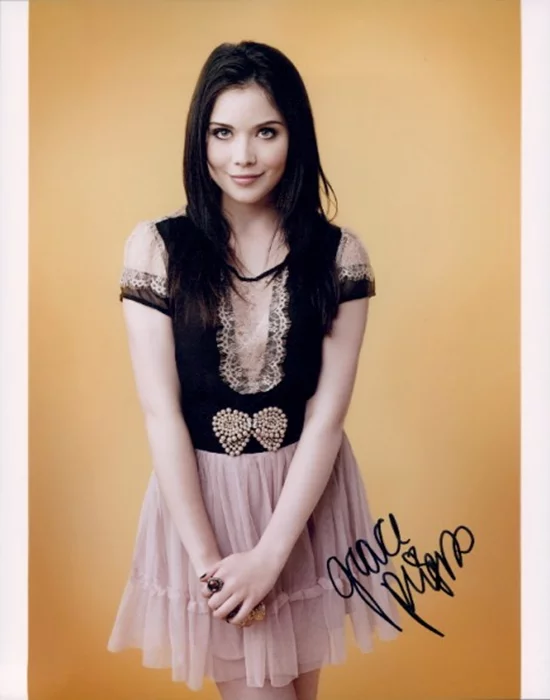 Grace Phipps autograph