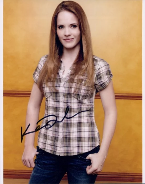 Katie Leclerc autograph