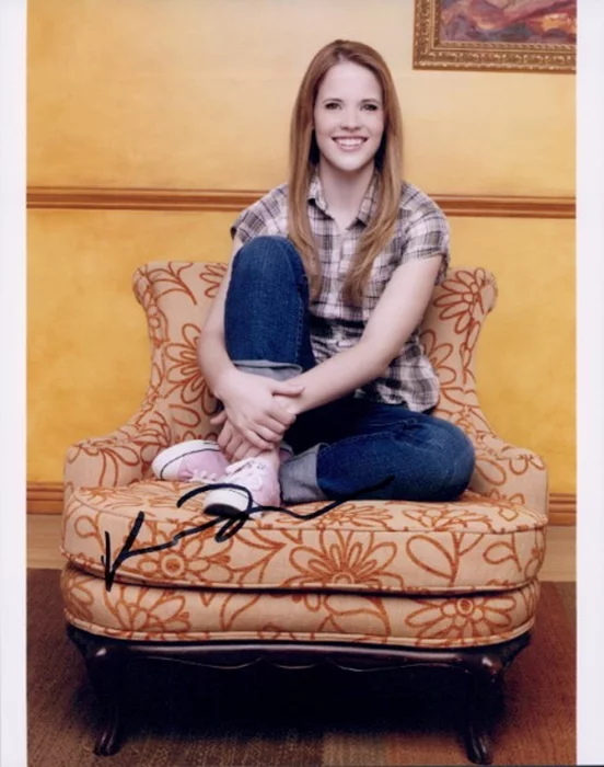 Katie Leclerc autograph