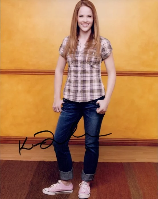 Katie Leclerc autograph