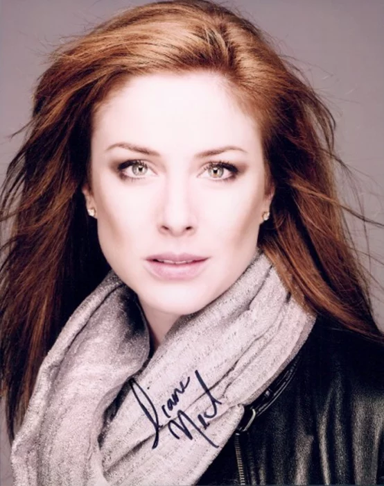 Diane Neal autograph