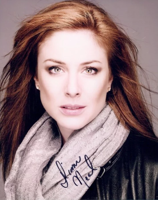 Diane Neal autograph