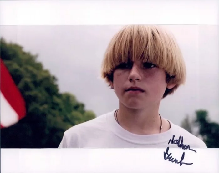 Nathan  Gamble autograph