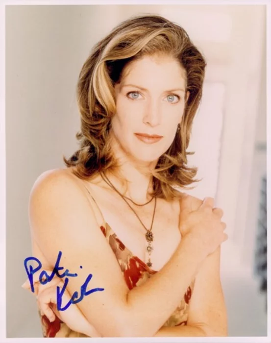 Patricia Kalember autograph