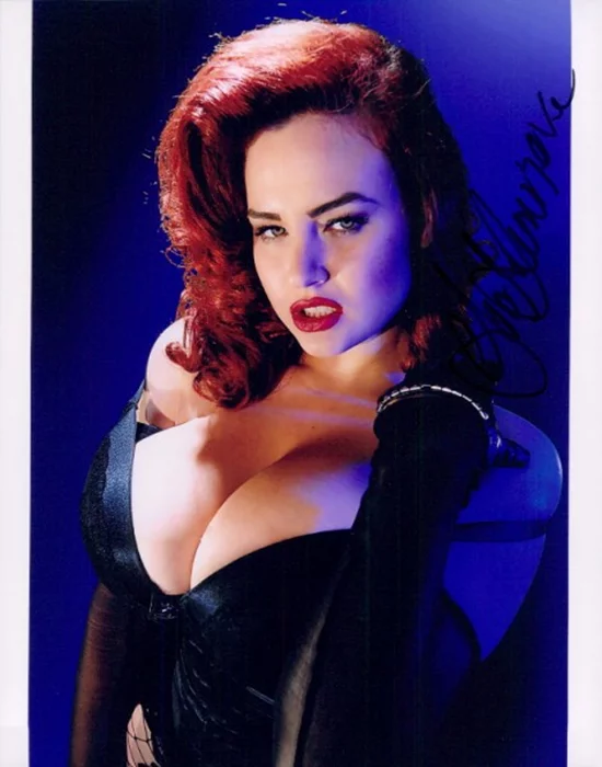 Gia Genevieve autograph