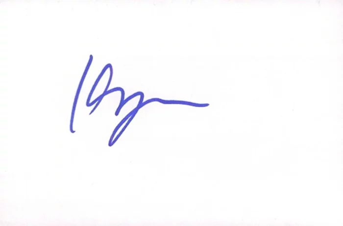 Owain Yeoman autograph