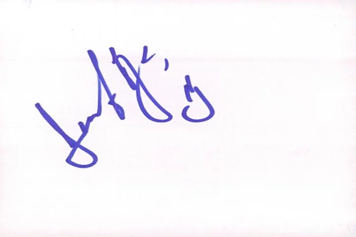 Jennifer Taylor autograph