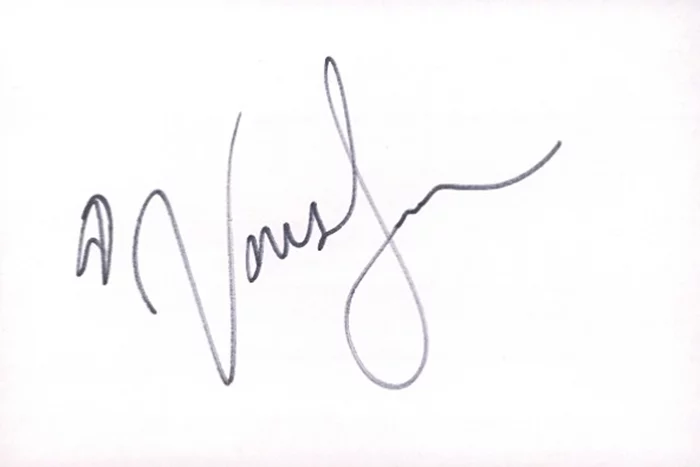 Vanessa Simmons autograph